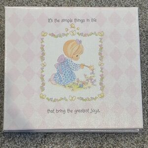 NWOT Precious Moments 4x6 Photo Album